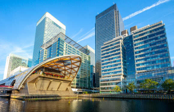 Hotels Near Canary Wharf